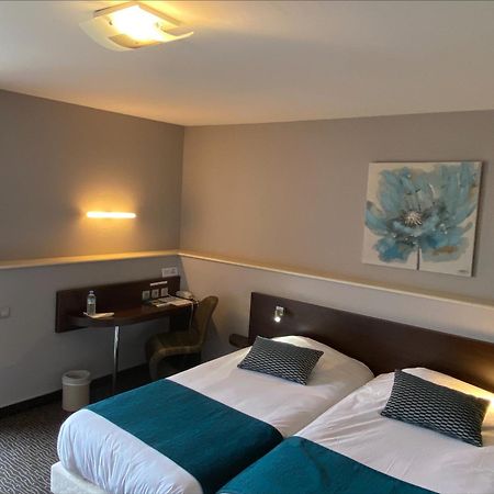 Hotel Le Bellevue Les Roches-de-Condrieu エクステリア 写真