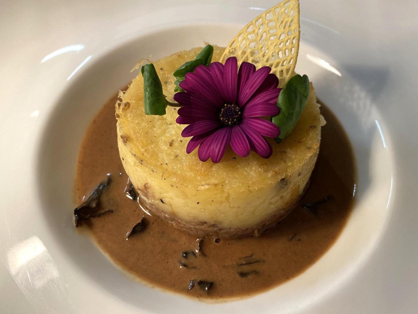 Hotel Le Bellevue Les Roches-de-Condrieu エクステリア 写真